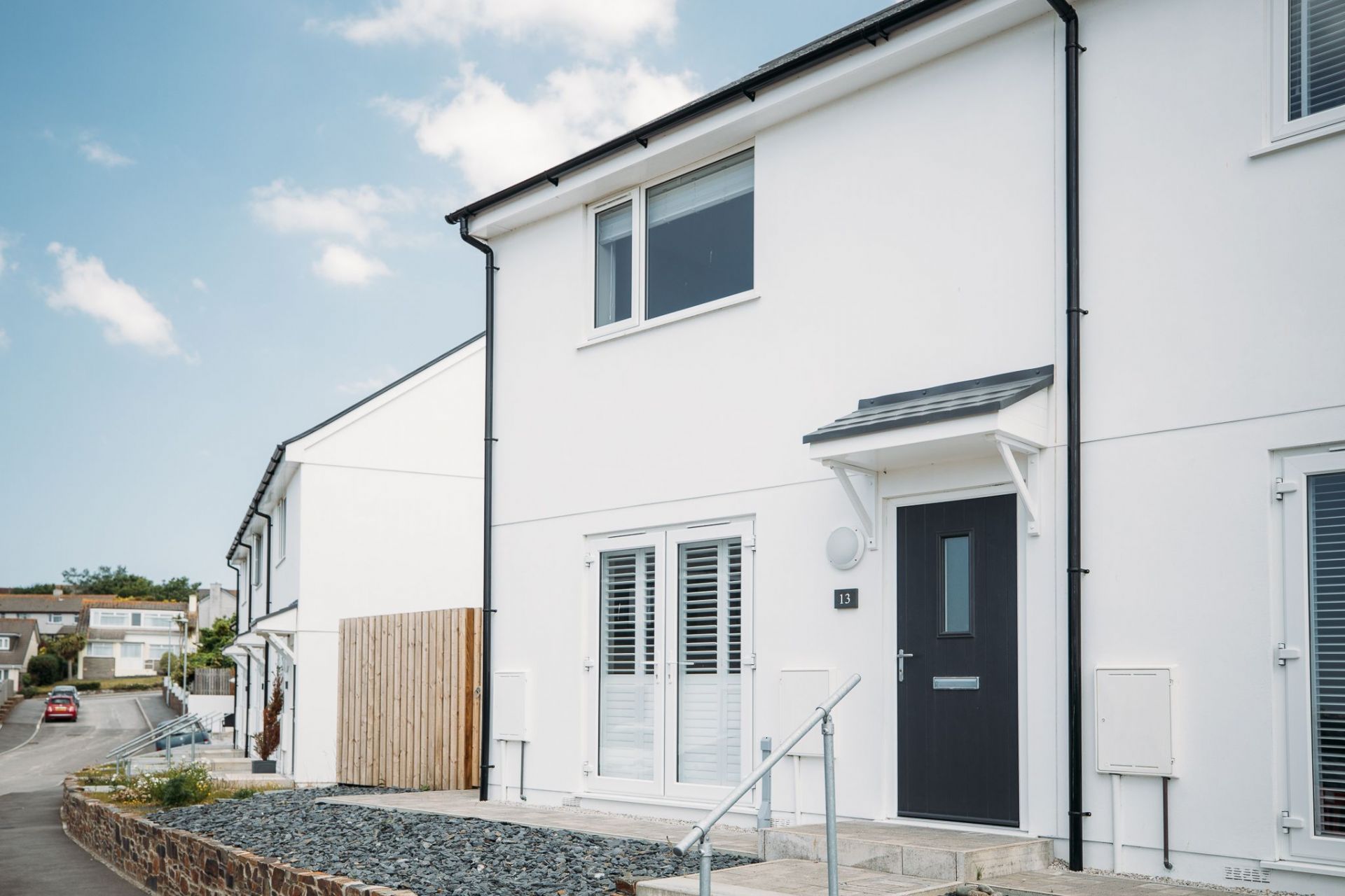 Bright New Build with river views